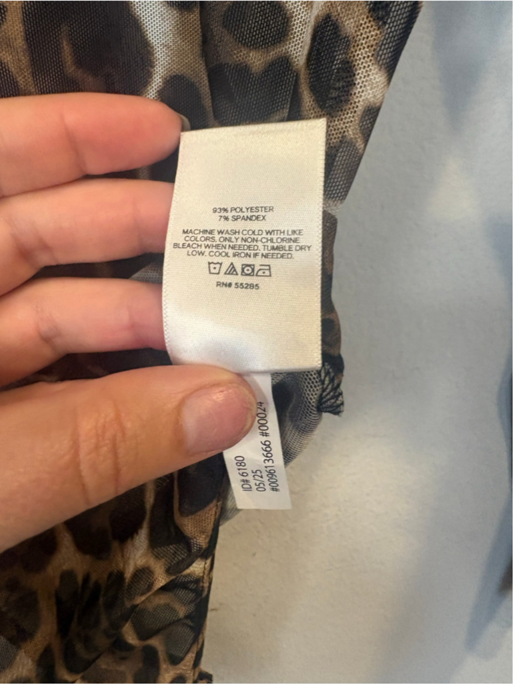 Express NWT Leopard Print Mesh Mock Neck Long Sleeve Bodysuit - Sheer Top M - Picture 3 of 6